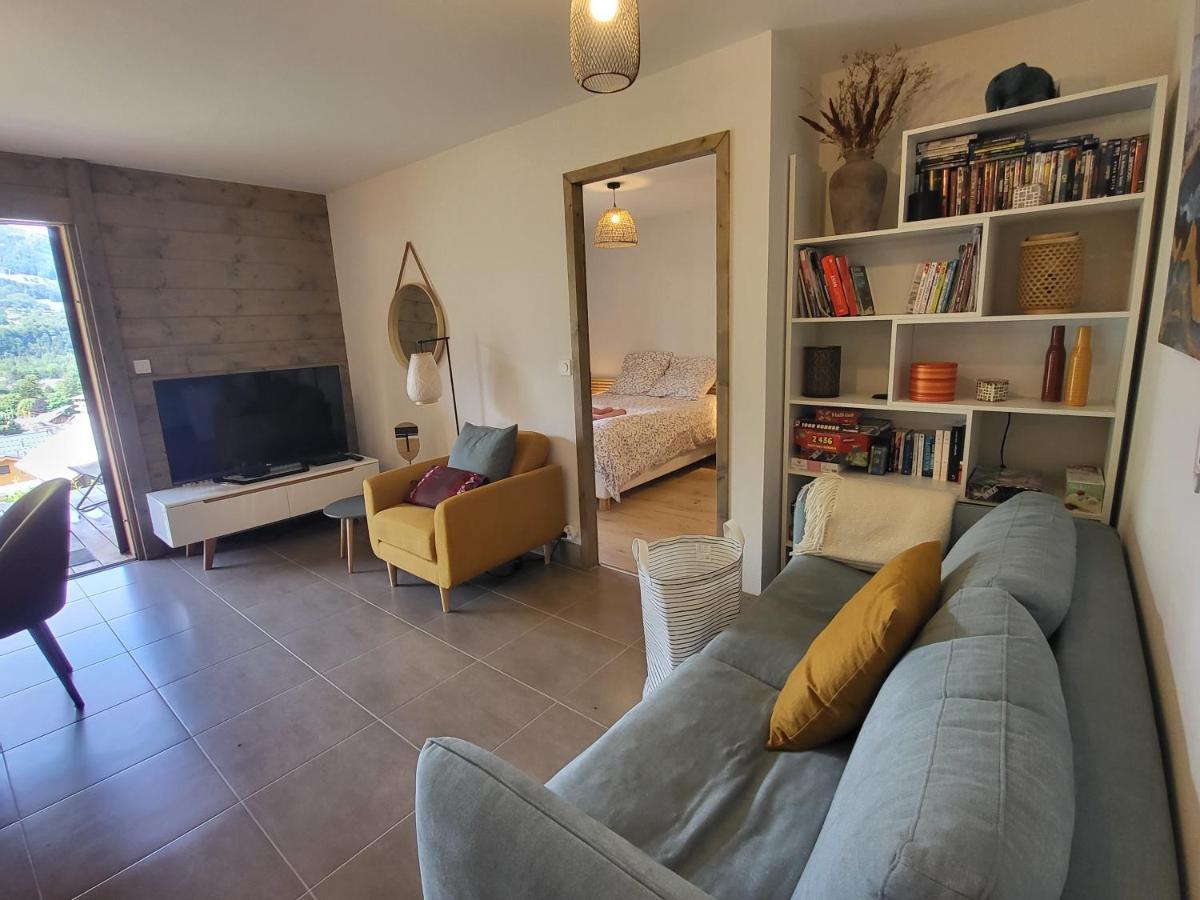Le Criou - 3 Bedroom Apartment 5 Minutes Walk To The Village Centre Samoens Exterior photo